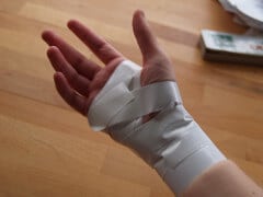this is why I haven't been drawing comics by susie.c tendinitis photo - tendonitis rsi